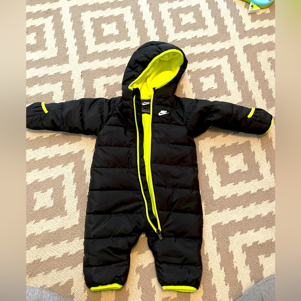 Nike baby bunting